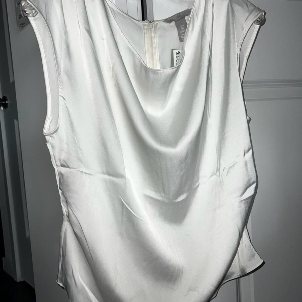 NWT White Satin Cowl Neck Sleeveless Blouse - Picture 7 of 7